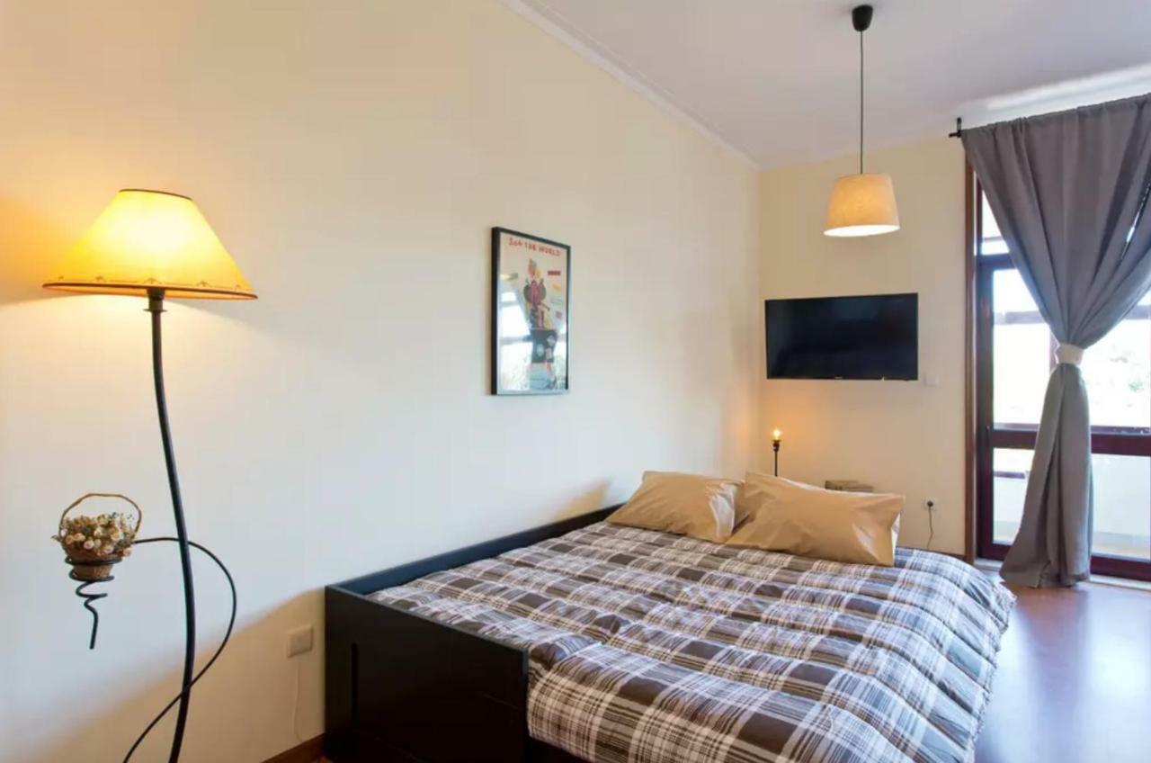 Cozy Sunny Flats By Hostwise Apartman Porto Kültér fotó
